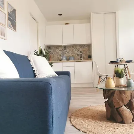 Le Trekking *studio 30m²*wifi*parking Prive*calme Apartmán